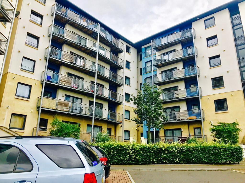 Apartment On Drybrough Crescent 3/6 Edinburgh Eksteriør bilde