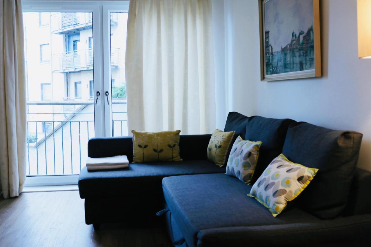 Apartment On Drybrough Crescent 3/6 Edinburgh Eksteriør bilde